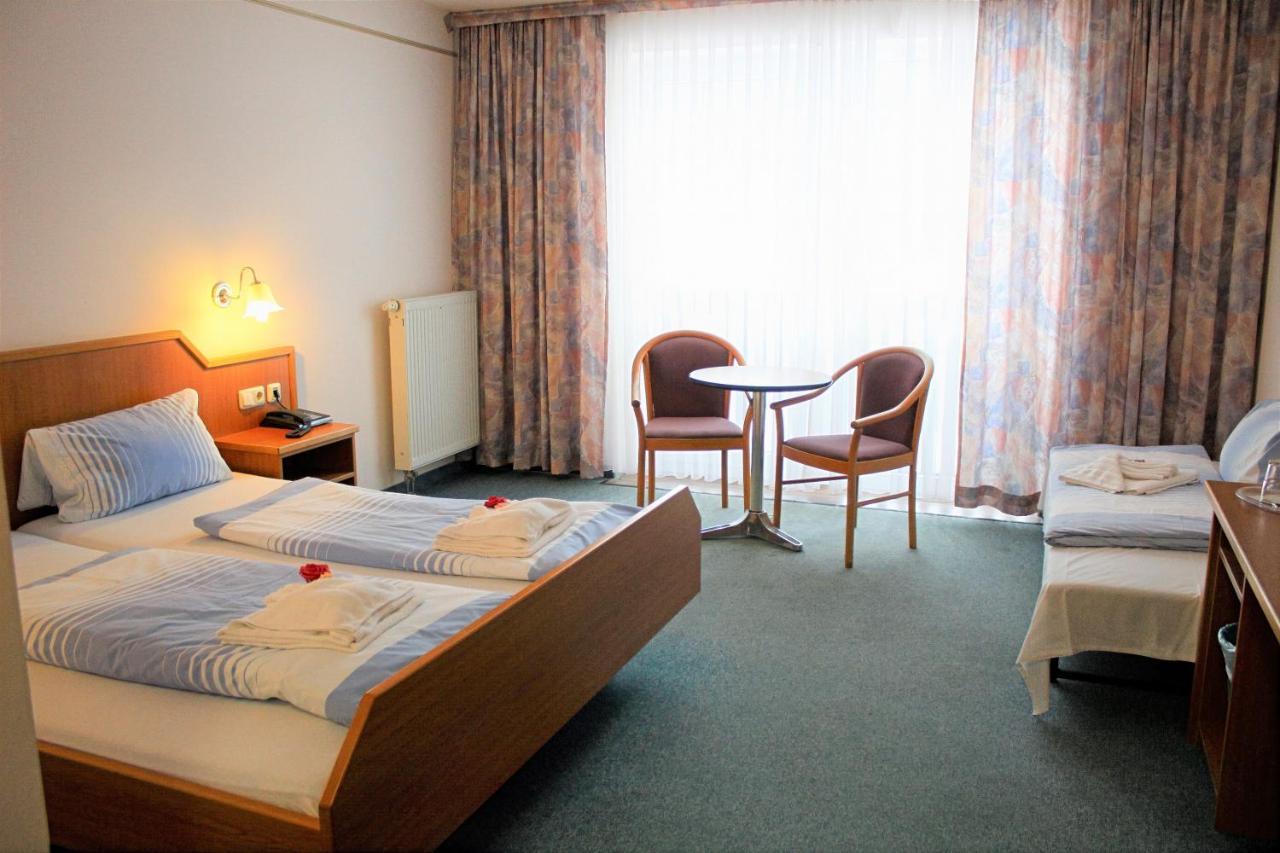Waldhotel Feldbachtal Neuhaus am Rennweg Ngoại thất bức ảnh