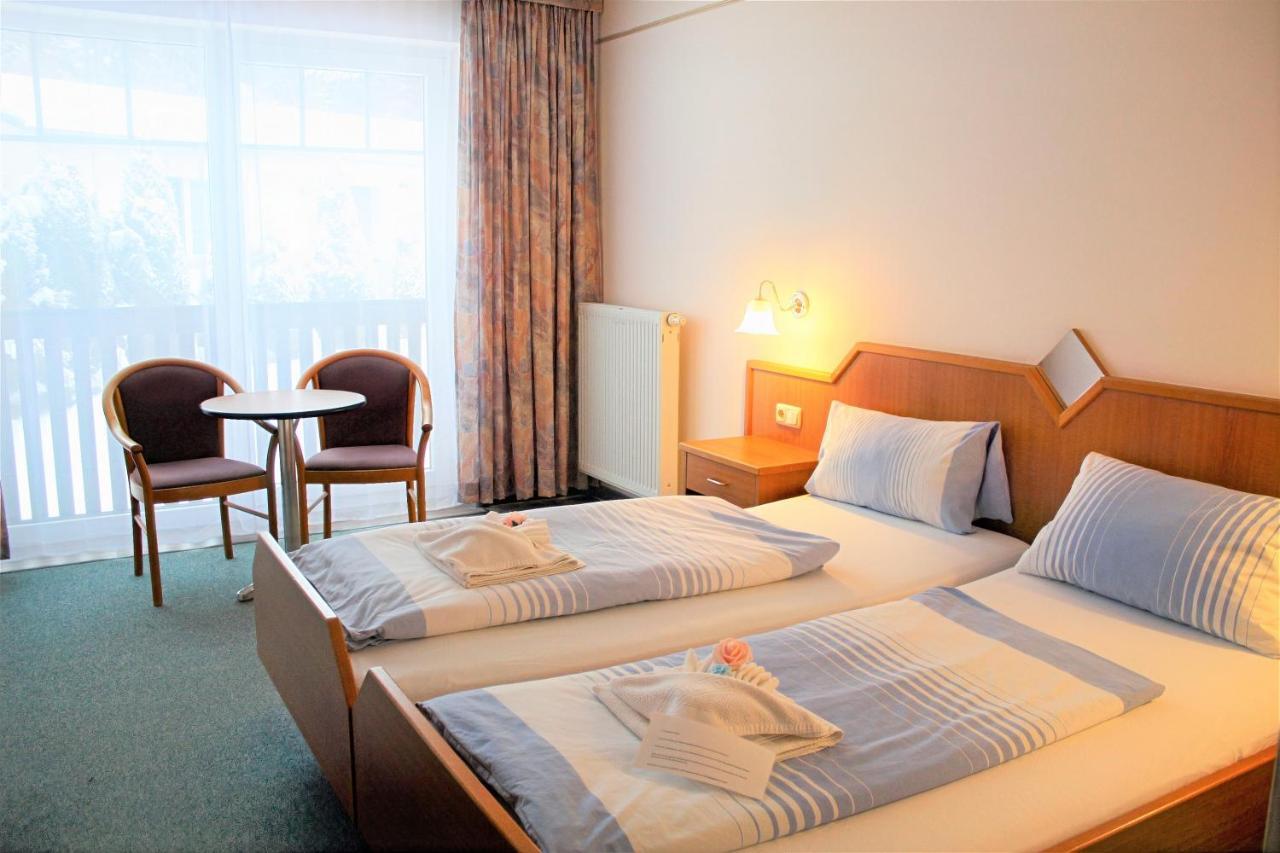 Waldhotel Feldbachtal Neuhaus am Rennweg Ngoại thất bức ảnh